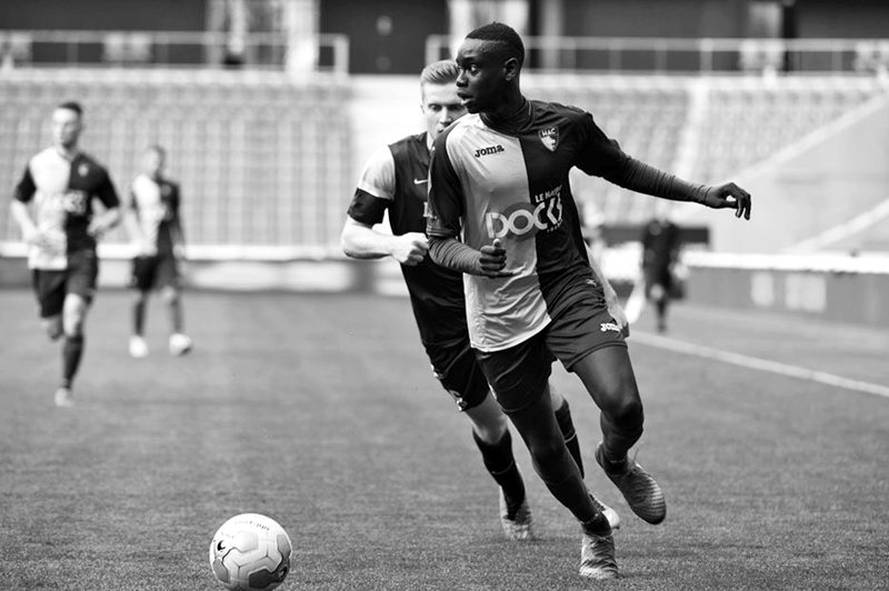 НОВА ТРАГЕДИЈА У СВЕТУ ФУДБАЛА: Преминуо млади фудбалер Ле Авра